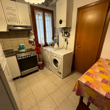 Admiral Center Venise